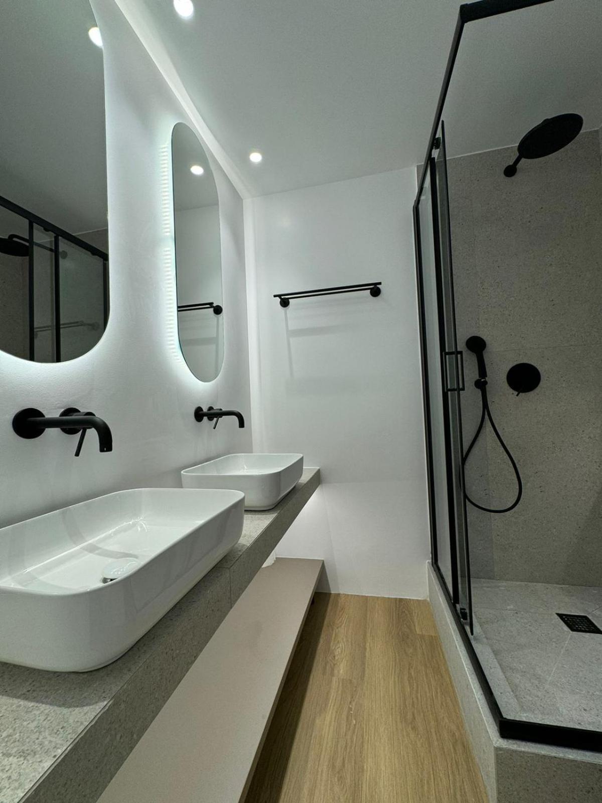 Portstay - Complex N71 Pire Dış mekan fotoğraf